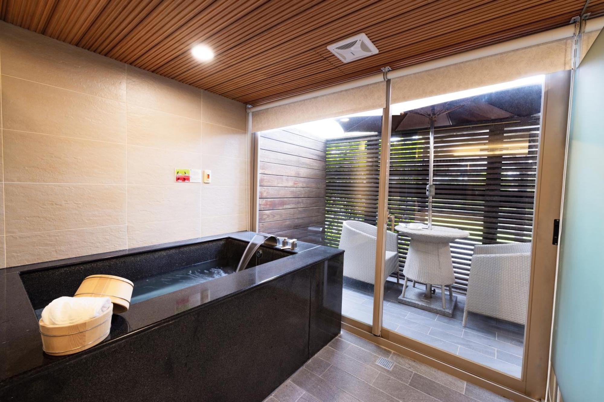 Beitou Hot Spring Resort Taipei Exteriör bild